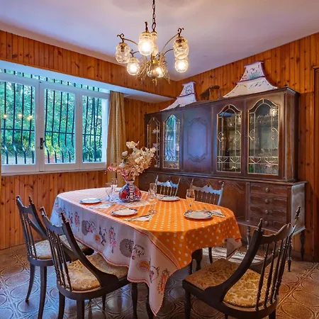 Ferienhaus Cozy In With House A Mountain View *